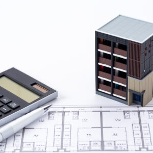 マンションリフォームは住みながら可能？どこまでできるか、メリットやデメリットも解説