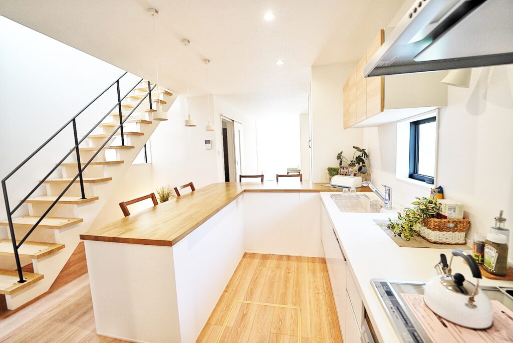 【ビフォーアフター】戸建てのリビングリフォーム事例