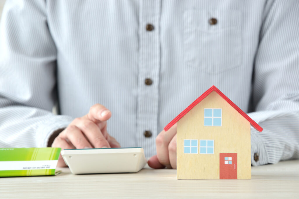 リフォームと建て替えならどっちが安いのか