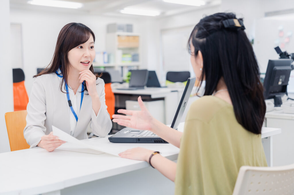 空き家になった実家についてどこに相談するか